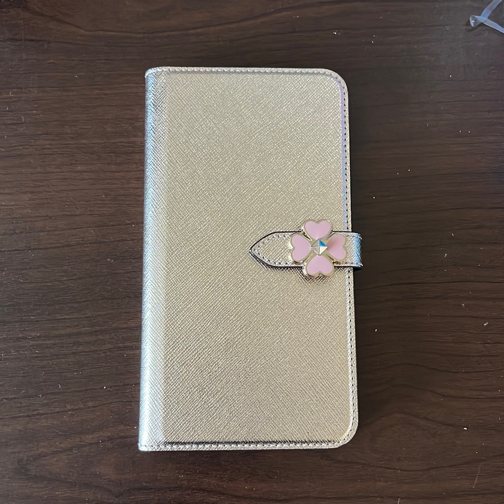 iPhone XR case.